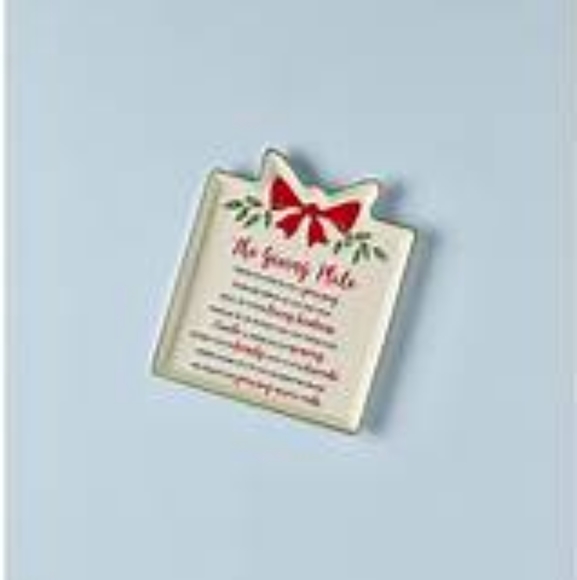 Lenox Hosting the Holidays Gift Giving Plate - Picture 3 of 6